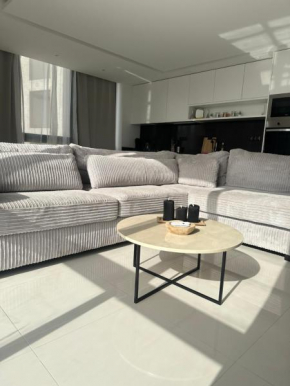 Dos Santos Apartment
